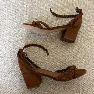 Braided brown Block Heel Sandals